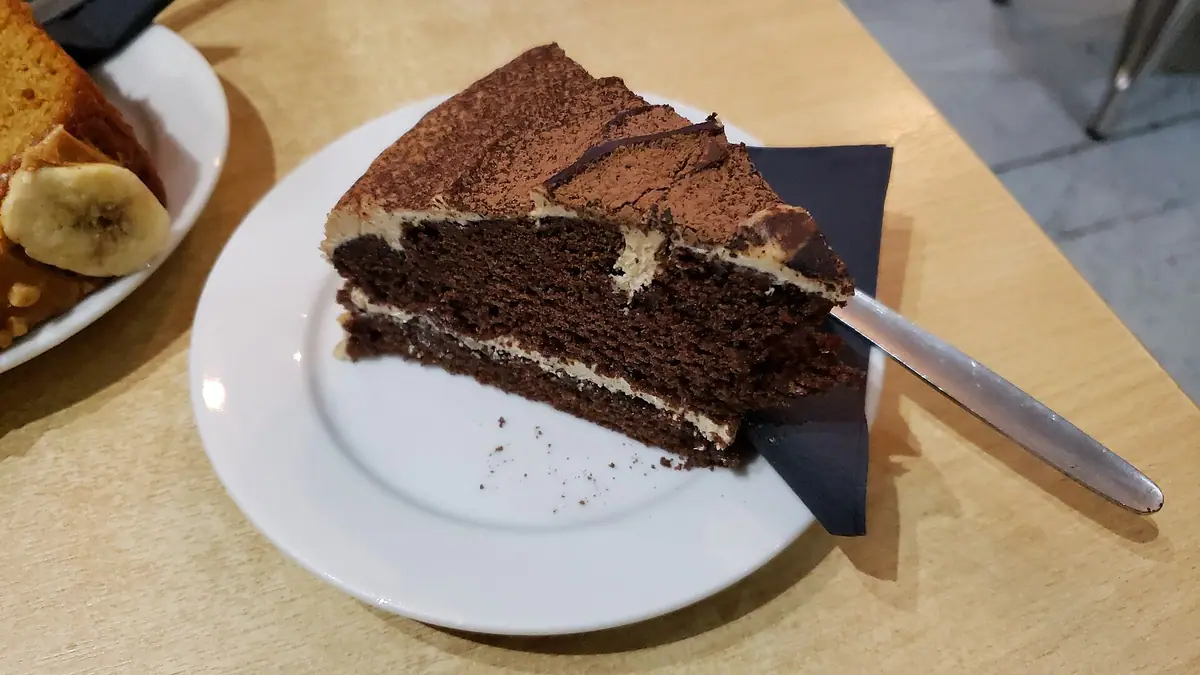 Willow Tea Rooms – cake shop in Barnham, Felpham